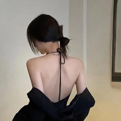 主演 D